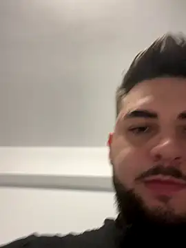 MilanYaman online show from October 7, 11:03 am