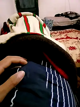 latarak321 online show from March 21, 8:19 am