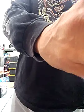 B1GLO online show from February 26, 10:22 pm