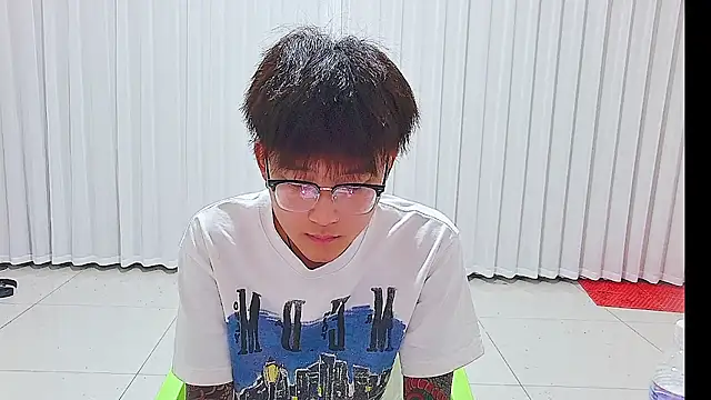 KK-cuteboy online show from July 18, 11:26 am