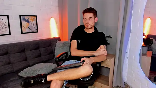 MATEO HUNTER online show from October 24, 1:18 am