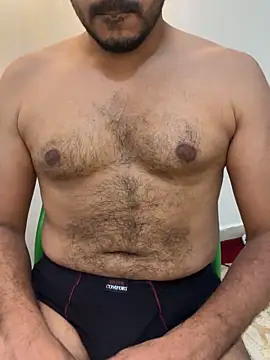 Handsome8677 online show from April 16, 8:47 am