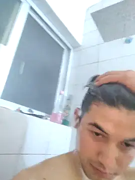 Carlosvelaz561162 online show from May 27, 6:21 am