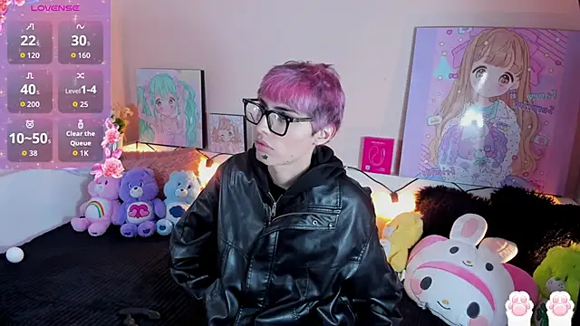 Strawberry Kitty  online show from November 28, 4:04 am