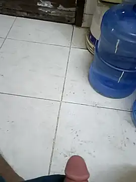 ConvoyedSubgroup online show from March 31, 11:39 pm