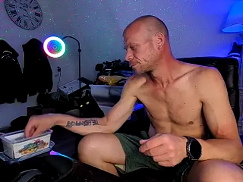 Kinky Play1 online show from June 18, 7:19 pm