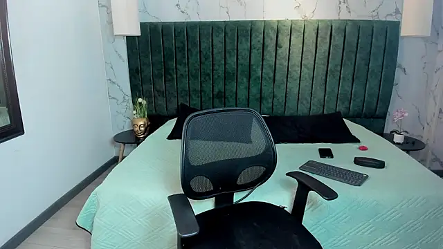 Lil James online show from March 2, 9:00 pm