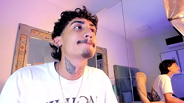 Mr Strike online show from February 3, 3:26 am