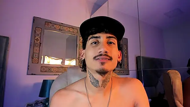 Mr Strike online show from February 8, 3:45 am