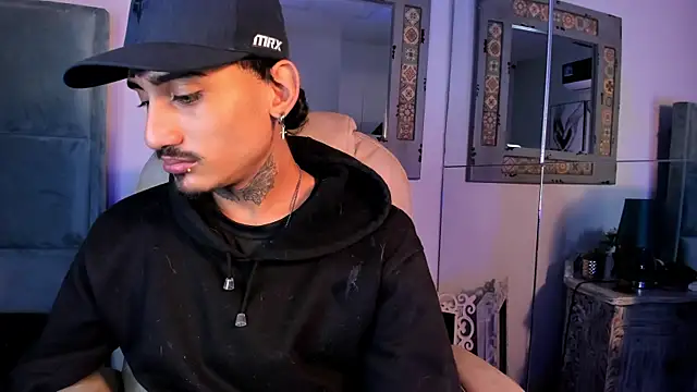 Mr Strike online show from January 16, 4:04 am