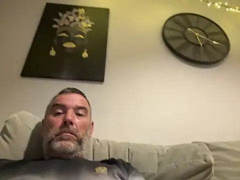 plymouthlad82 online show from June 11, 11:47 pm