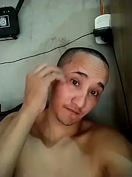 LardingHorus online show from March 15, 8:26 pm