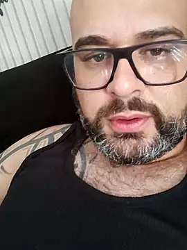 ursosvp online show from April 26, 4:59 pm