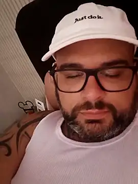 ursosvp online show from November 25, 4:31 pm