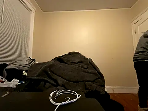 KeepItToMeOnly online show from November 10, 4:39 am