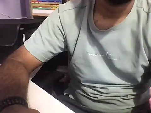 KingCobra 07 online show from June 6, 3:01 am