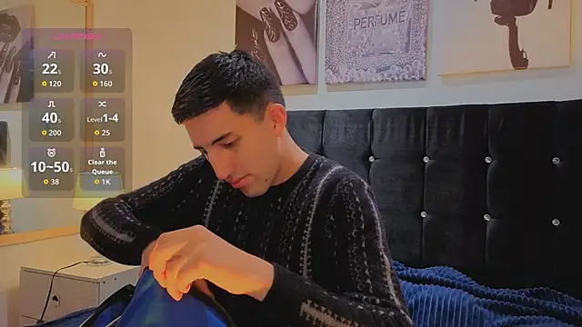 Un Sluttyy online show from March 6, 12:13 pm