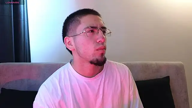 AresMassimoX online show from March 26, 1:37 pm