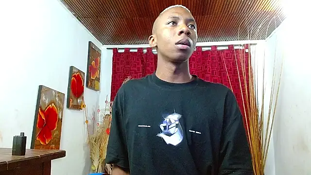 Miilo18 online show from February 3, 4:32 am