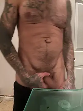 CarlosStillBig online show from February 10, 6:07 am