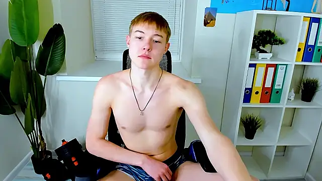 DonaldWoon online show from February 5, 1:07 pm