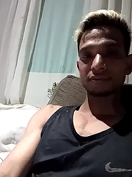 Gzinho69ik online show from March 27, 3:10 am