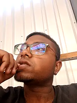 lovedbo online show from February 26, 7:21 am