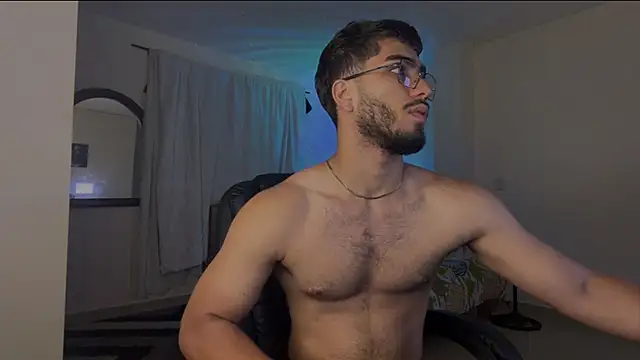 Franco banderas online show from April 16, 9:04 pm