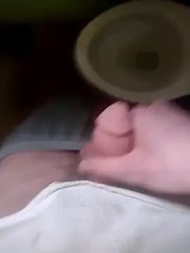 bigjohnson2914 online show from March 14, 7:21 pm