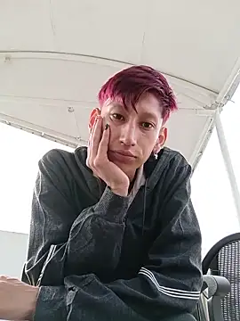 Disey888 online show from June 2, 12:28 pm