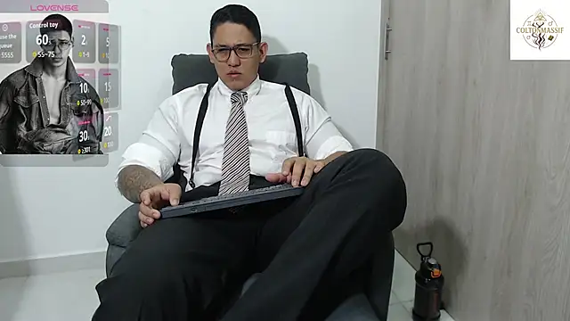 coltonmassiff online show from February 27, 8:15 am