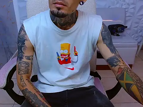 Boy tatto77 online show from July 10, 2:37 am