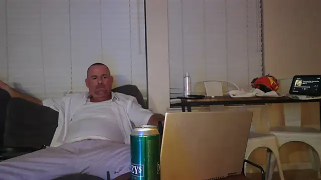 MISTERANDDEMI online show from April 9, 8:31 am