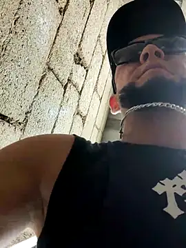 PIGHIGHDIRTY p0 online show from May 25, 2:01 pm