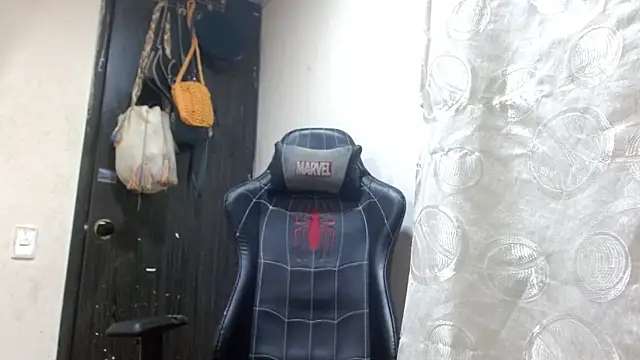 Calientes96 online show from February 6, 2:19 am