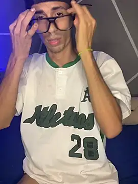 alexx 23cm online show from January 18, 3:30 am