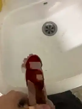 Wassimdz410 online show from March 10, 8:37 pm