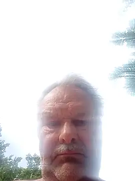 WildNomade online show from July 8, 4:22 pm
