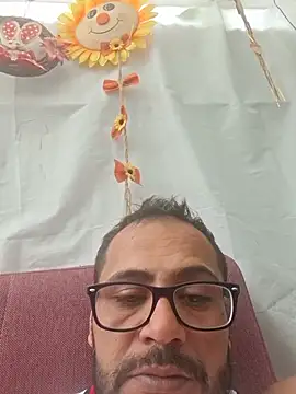 julian-112 online show from July 12, 3:25 pm