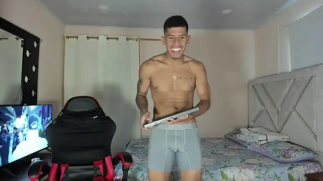 antonio aguilarx online show from July 24, 9:11 pm