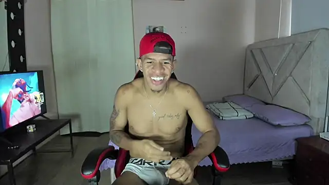 antonio aguilarx online show from July 28, 7:39 pm