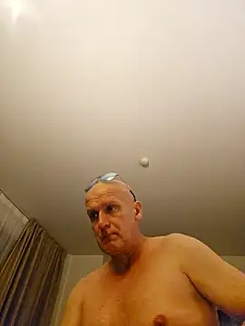 no snitch isoke online show from February 9, 11:09 pm