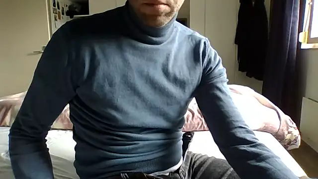 Vector1982 online show from March 31, 9:33 am