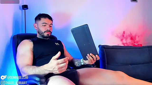 thiago ferrari  online show from April 12, 9:16 pm