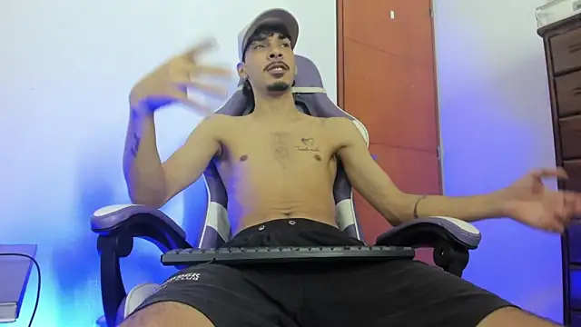 Yankees xxx online show from March 28, 12:16 pm