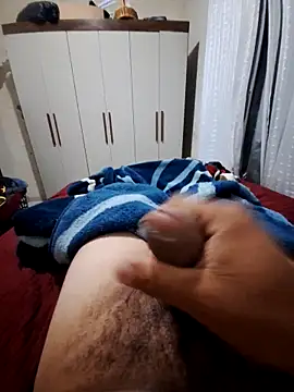 rodrigoga536489 online show from April 7, 8:47 am