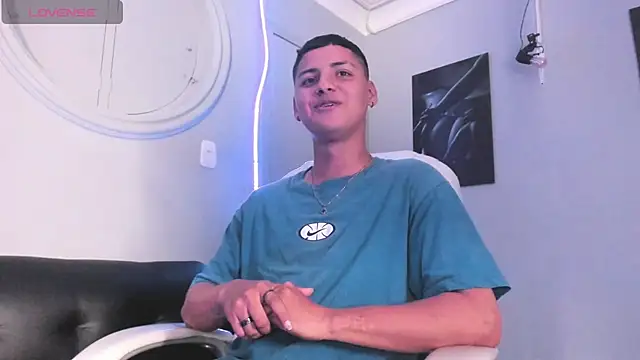 Liam9  online show from January 18, 3:08 am