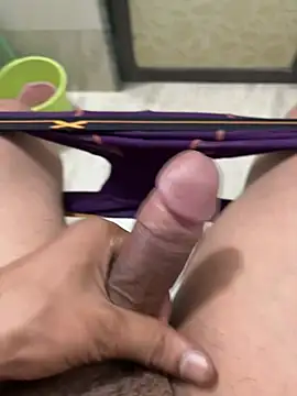 mumbaiboyformeet online show from February 17, 9:57 pm