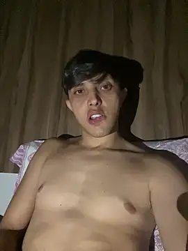 Novinhocwb25 online show from January 14, 10:24 pm