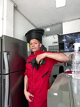 santiObrero online show from March 7, 4:38 pm